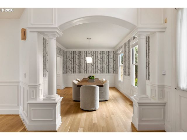 2512 Nw PINNACLE Dr, Portland, OR 97229