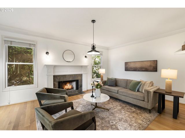 2512 Nw PINNACLE Dr, Portland, OR 97229