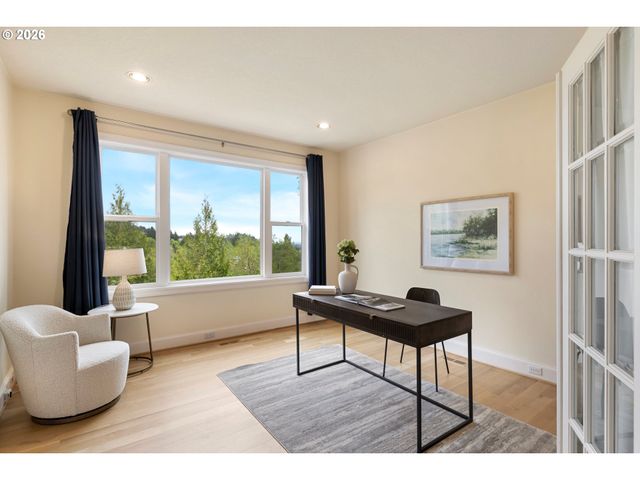 2512 Nw PINNACLE Dr, Portland, OR 97229