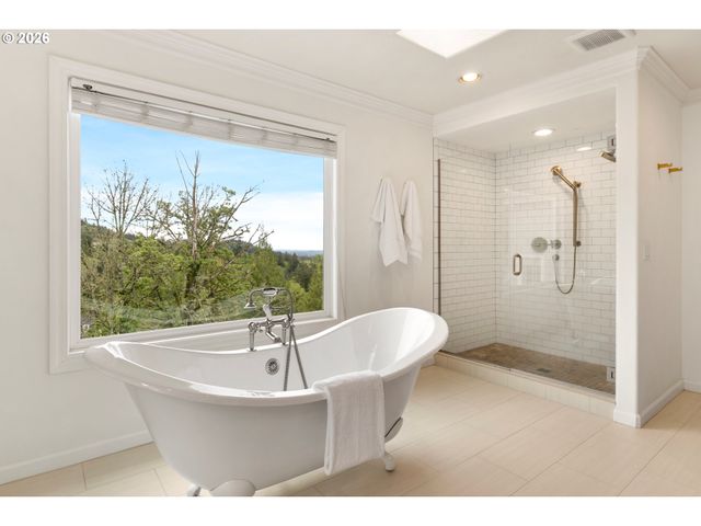 2512 Nw PINNACLE Dr, Portland, OR 97229