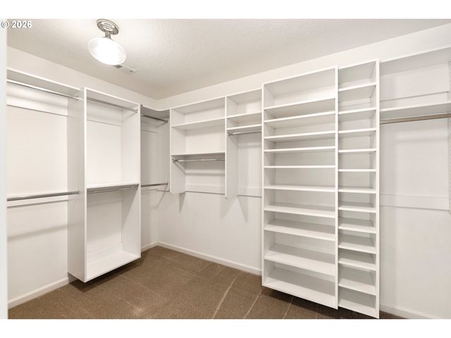 2512 Nw PINNACLE Dr, Portland, OR 97229