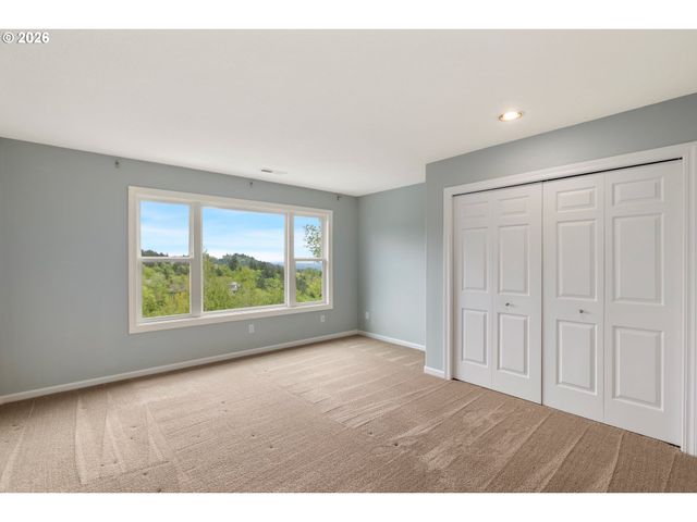 2512 Nw PINNACLE Dr, Portland, OR 97229