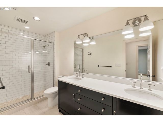 2512 Nw PINNACLE Dr, Portland, OR 97229