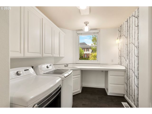 2512 Nw PINNACLE Dr, Portland, OR 97229