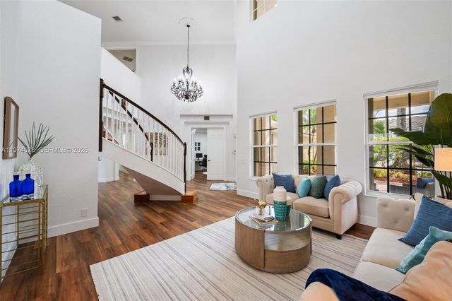 1537 Victoria Isle Way, Weston, FL 33327