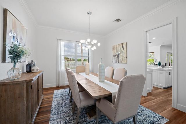 1537 Victoria Isle Way, Weston, FL 33327