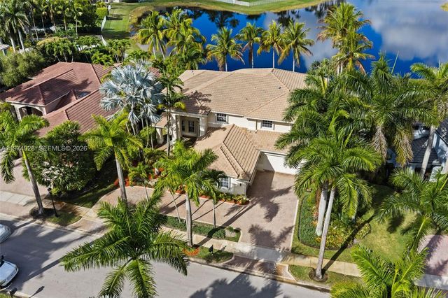 1537 Victoria Isle Way, Weston, FL 33327