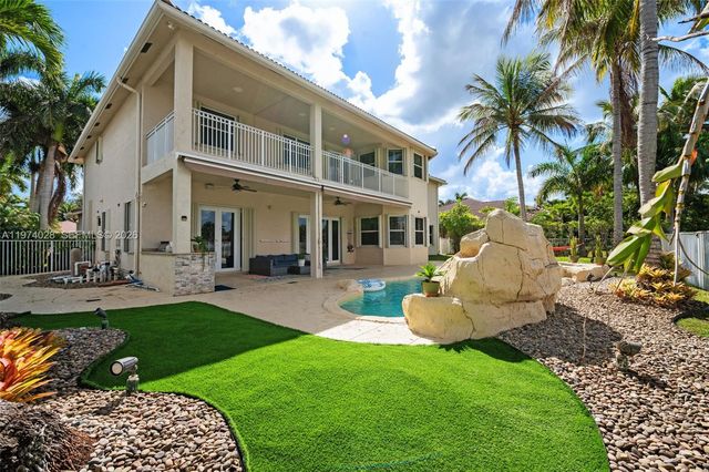 1537 Victoria Isle Way, Weston, FL 33327