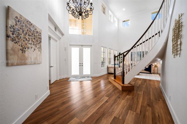 1537 Victoria Isle Way, Weston, FL 33327