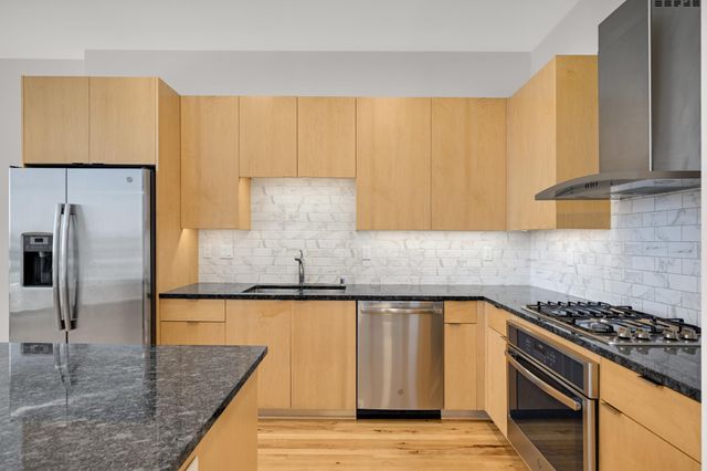1240 S 2nd Street 311, Minneapolis, MN 55415
