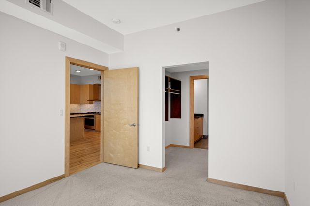 1240 S 2nd Street 311, Minneapolis, MN 55415