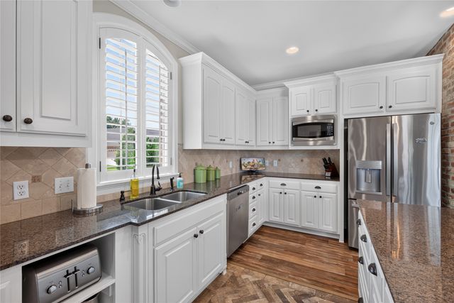 307 Freret Drive, Shreveport, LA 71106