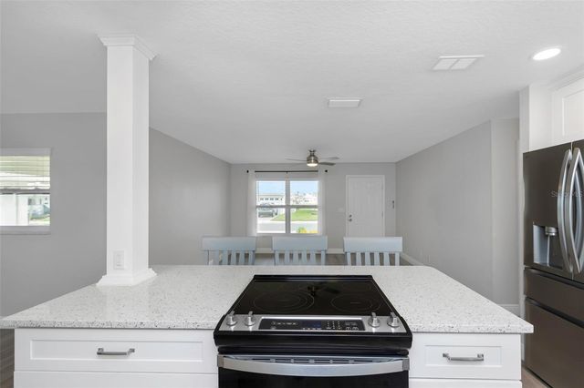 10032 39TH WAY N, Pinellas Park, FL 33782