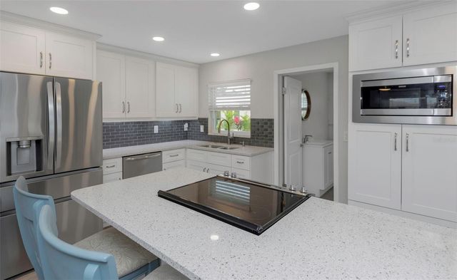 10032 39TH WAY N, Pinellas Park, FL 33782