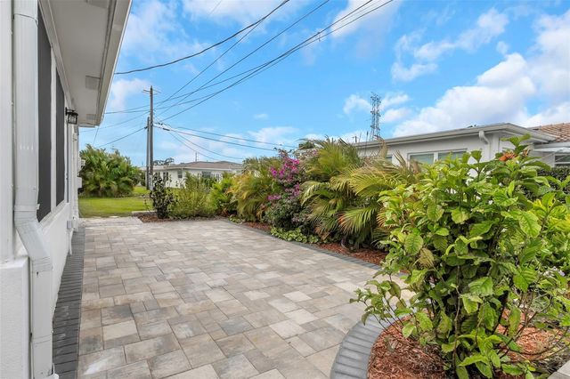 10032 39TH WAY N, Pinellas Park, FL 33782