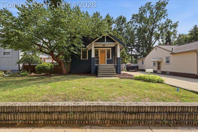 276 Walper Avenue, Clawson, MI 48017