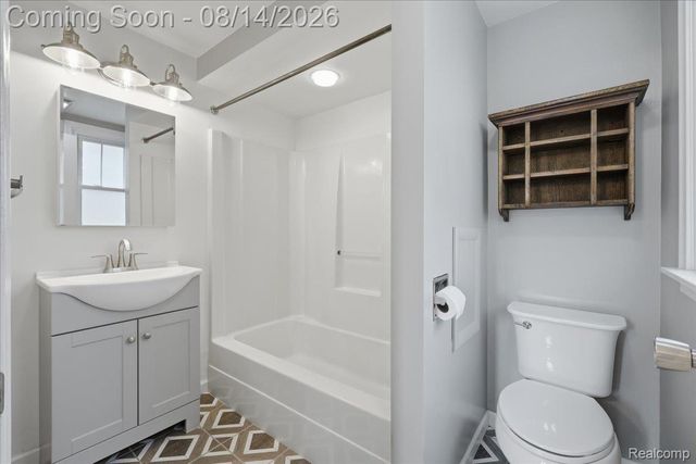 276 Walper Avenue, Clawson, MI 48017
