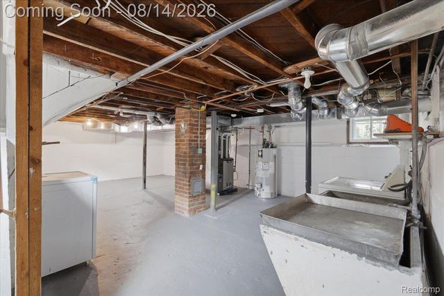 276 Walper Avenue, Clawson, MI 48017