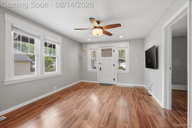 276 Walper Avenue, Clawson, MI 48017