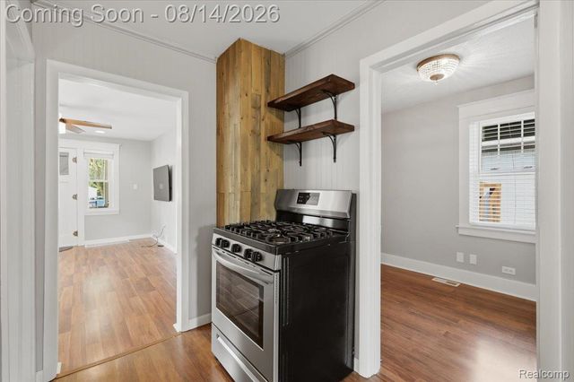 276 Walper Avenue, Clawson, MI 48017