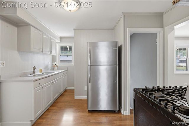 276 Walper Avenue, Clawson, MI 48017