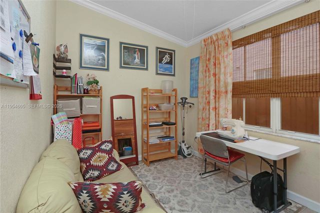 15382 SW 16th Ter, Miami, FL 33185