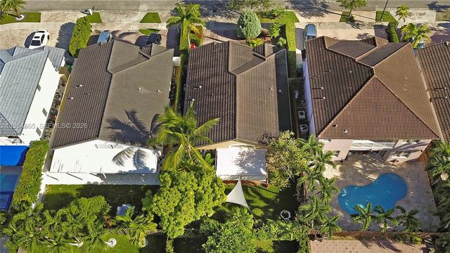 15382 SW 16th Ter, Miami, FL 33185