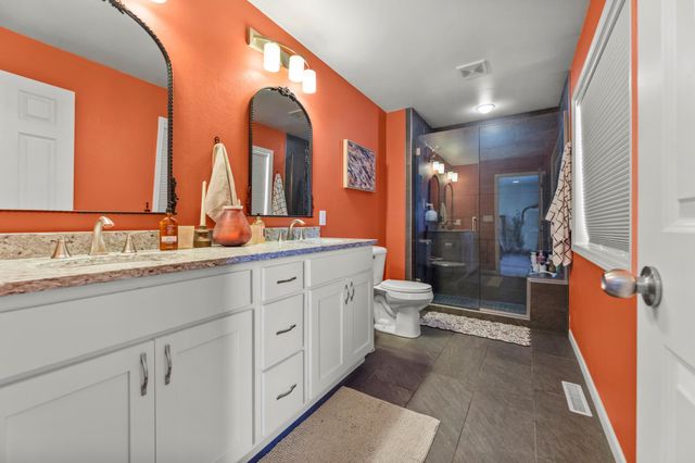 6737 21st Street S, Fargo, ND 58104