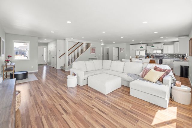 6737 21st Street S, Fargo, ND 58104