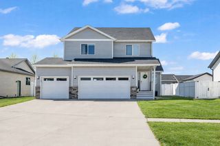 6737 21st Street S, Fargo, ND 58104