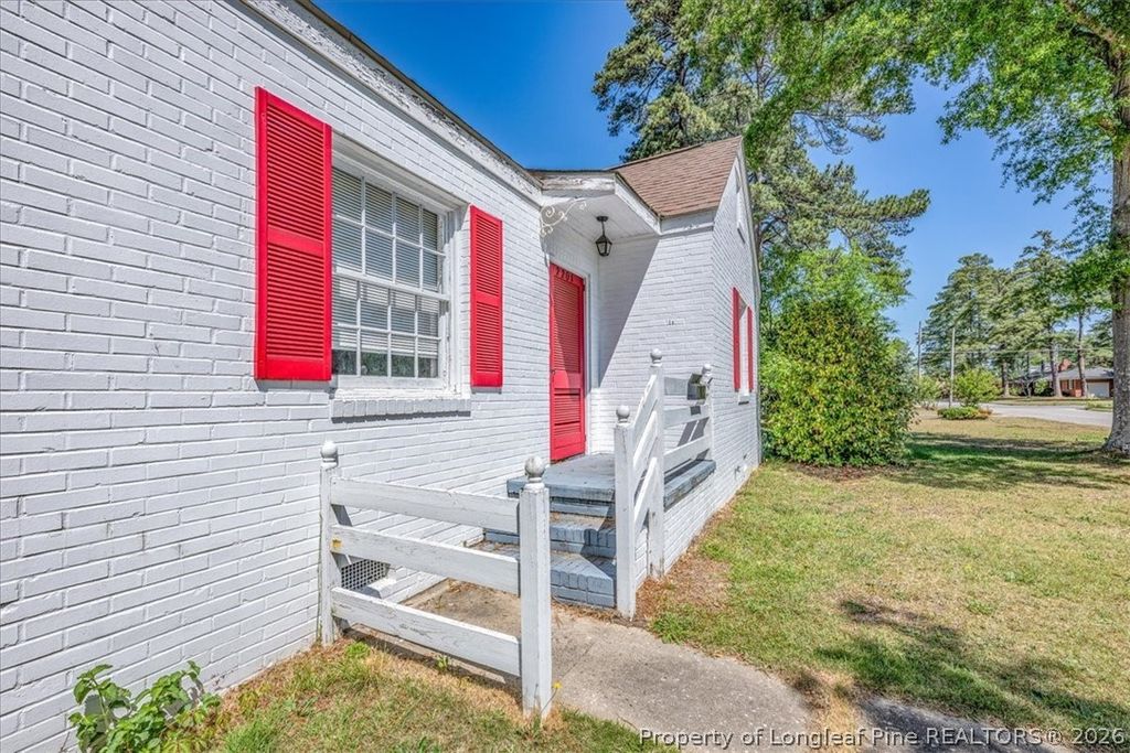 2201 N McMillan Ave, Lumberton, NC 28358 — photo 32