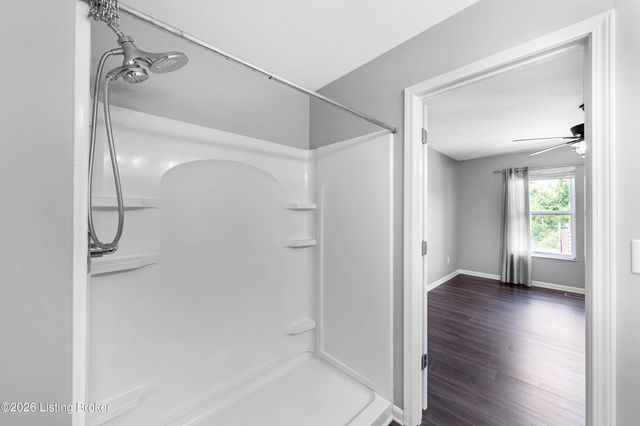 125 Broken Branch Ct, Mt Washington, KY 40047