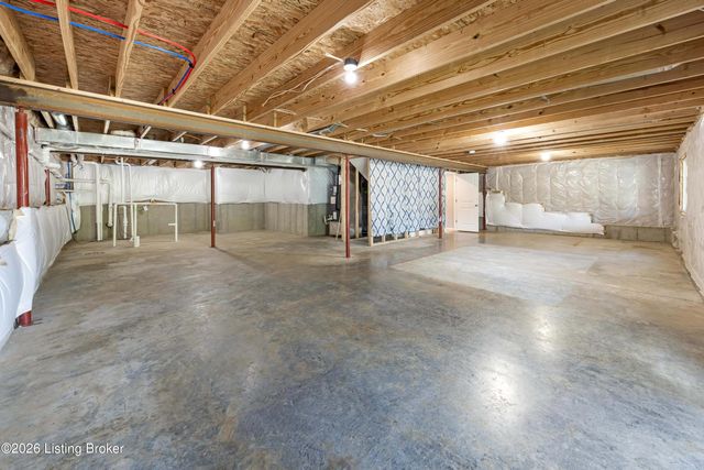 125 Broken Branch Ct, Mt Washington, KY 40047