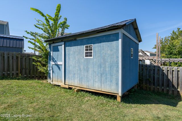 125 Broken Branch Ct, Mt Washington, KY 40047