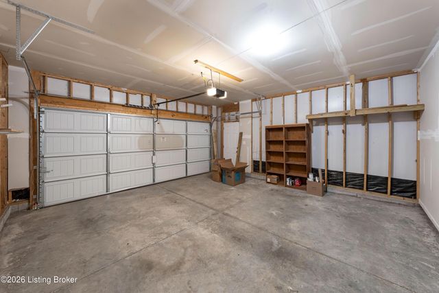 125 Broken Branch Ct, Mt Washington, KY 40047