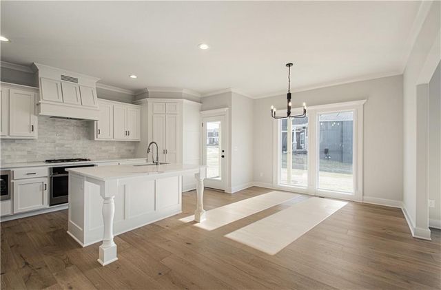 8964 NE 99th Terrace, Kansas City, MO 64157