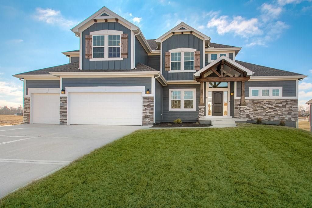 8964 NE 99th Terrace, Kansas City, MO 64157