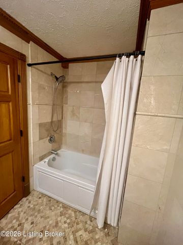 1623 Hutcherson Ln, Elizabethtown, KY 42701