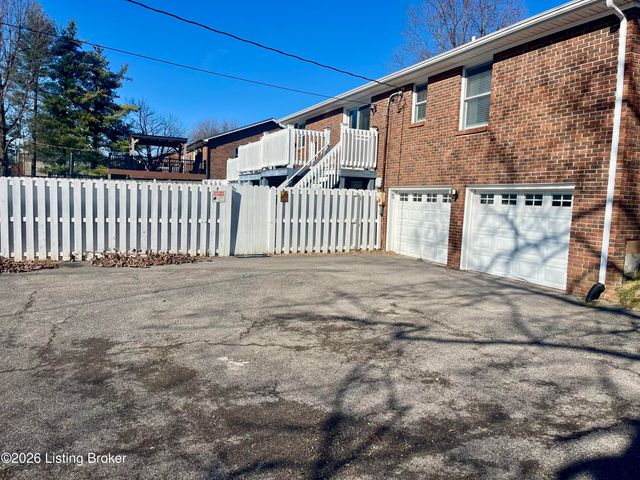 1623 Hutcherson Ln, Elizabethtown, KY 42701