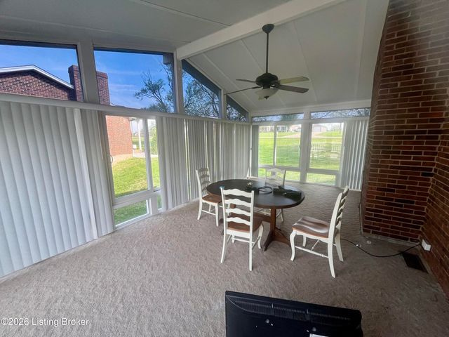 1623 Hutcherson Ln, Elizabethtown, KY 42701
