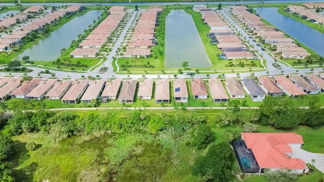 11389 SW Visconti Way, Port St. Lucie, FL 34986