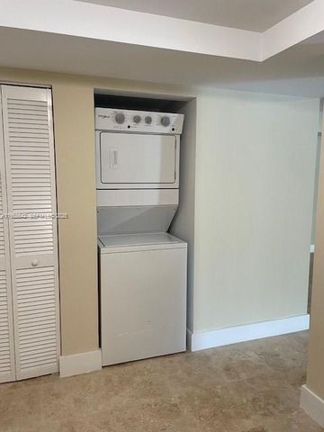 8933 SW 123rd Ct 104, Miami, FL 33186