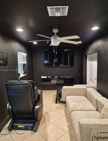 4856 ARCHIE LN, Other, FL 33905