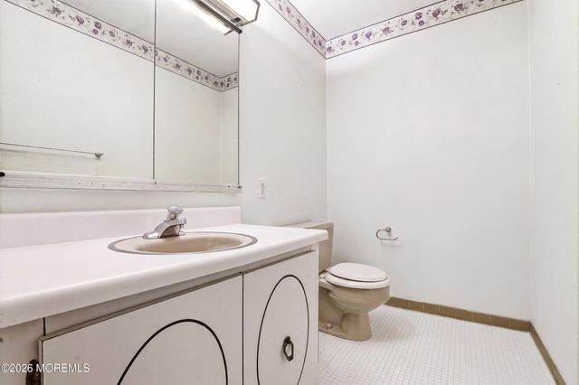 27 A Homestead Drive, Manchester, NJ 08759