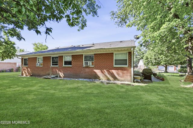 27 A Homestead Drive, Manchester, NJ 08759