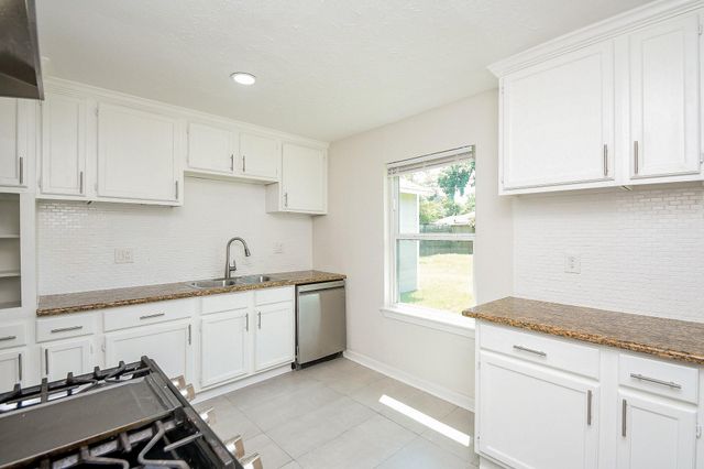 7419 Jalna Street, Houston, TX 77055