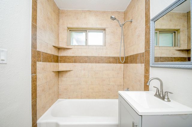 7419 Jalna Street, Houston, TX 77055