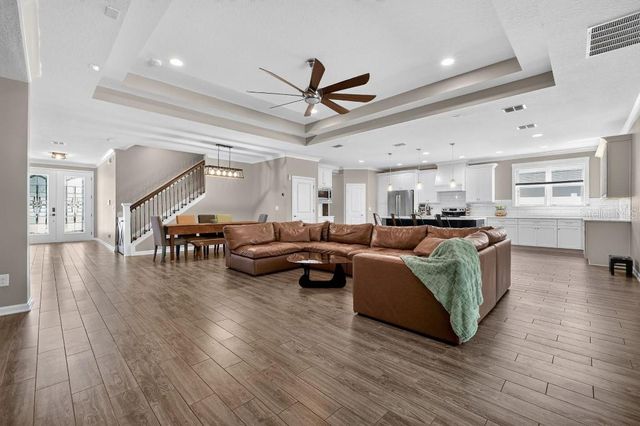 161 S COOPERS HAWK WAY, Palm Coast, FL 32164