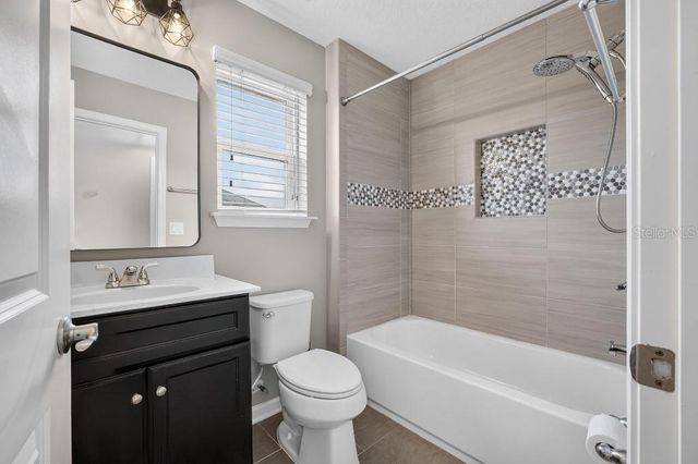 161 S COOPERS HAWK WAY, Palm Coast, FL 32164