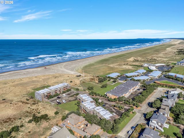 856 NEACOXIE Blvd 304, Gearhart, OR 97138